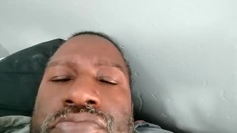 bi582945 online show from 11-02-25, 04:20