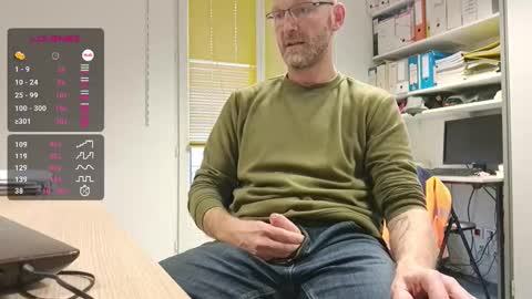 Snapshot of bi_french69 chatting on 02-18-26, 04:14 My name is David and if you like public exhibitions you wont be disappointed with me LoL - My favorite vibes is 44 online show from 02-18-26, 04:14