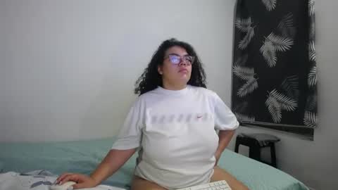 Snapshot of bianca_boobs chatting on 06-18-26, 09:09 Bianca Tuesday to Sunday from 2am to 6am UTC-5 online show from 06-18-26, 09:09