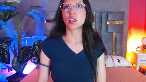 Bianca online show from 11-20-25, 03:07