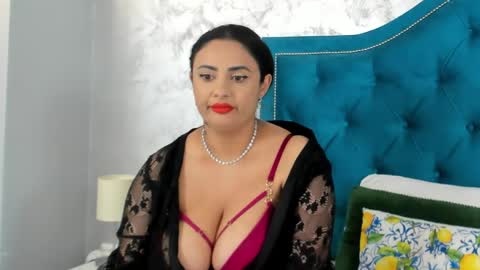 Snapshot of bianca_vale chatting on 05-31-26, 05:48 Bianca Vale online show from 05-31-26, 05:48