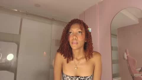 Snapshot of biancaa__18 chatting on 09-18-25, 07:38 biancaa__18 online show from 09-18-25, 07:38