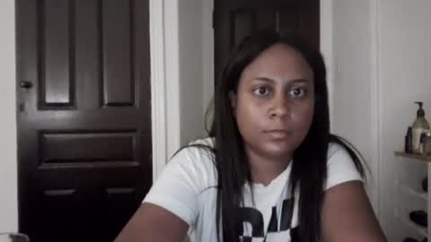 Snapshot of biancadoesitright chatting on 06-18-26, 02:23 biancadoesitright online show from 06-18-26, 02:23