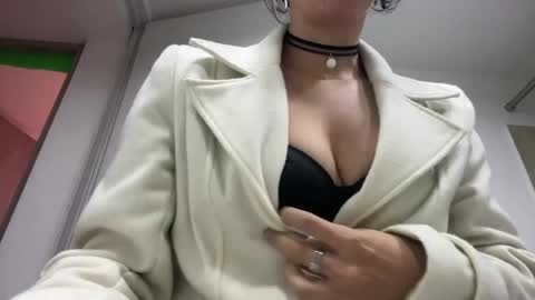 Bianca Mirage online show from 04-18-26, 07:07