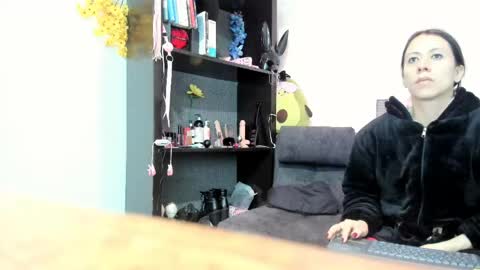 Snapshot of biancamirage1 chatting on 05-27-26, 12:35 Bianca Mirage online show from 05-27-26, 12:35