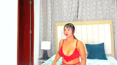 biancaoo28 online show from 07-10-26, 11:29