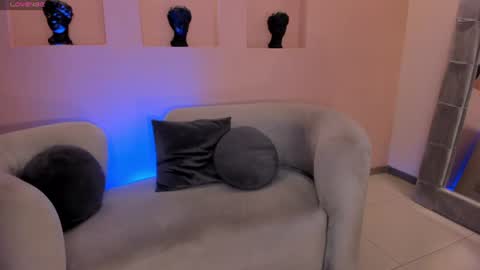 Snapshot of biancapierce_ chatting on 06-24-26, 07:13 Bianca Pierce online show from 06-24-26, 07:13