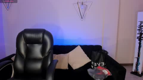 Snapshot of biancapierce_ chatting on 07-15-26, 11:15 Bianca Pierce online show from 07-15-26, 11:15