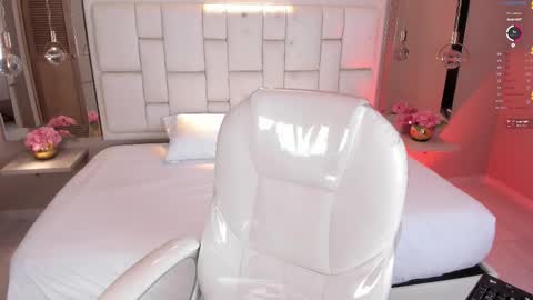 Hi Im Bianca online show from 11-27-25, 04:03