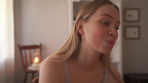 Snapshot of bibi_it_is chatting on 02-22-25, 08:40 Bibi online show from 02-22-25, 08:40