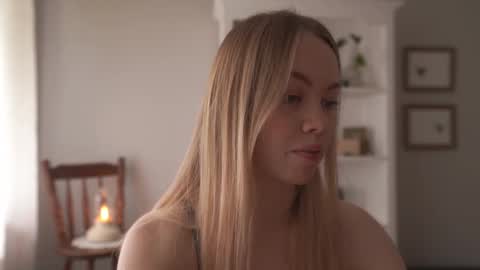 Snapshot of bibi_it_is chatting on 02-27-25, 02:21 Bibi online show from 02-27-25, 02:21