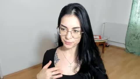 Snapshot of bibitina chatting on 01-10-25, 06:31 innasugarwild online show from 01-10-25, 06:31