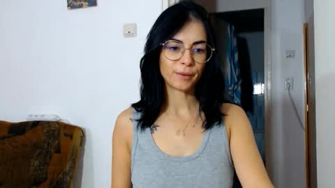 Snapshot of bibitina chatting on 09-17-25, 05:14 innasugarwild online show from 09-17-25, 05:14