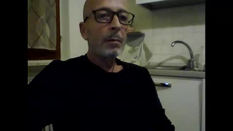 Snapshot of big23italy chatting on 10-07-25, 07:11 big23italy online show from 10-07-25, 07:11