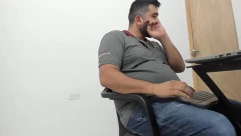 Tommy online show from 09-17-25, 03:08