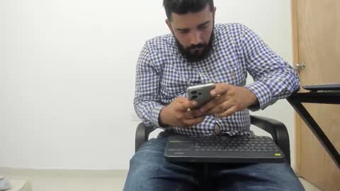 Tommy online show from 11-20-25, 08:41