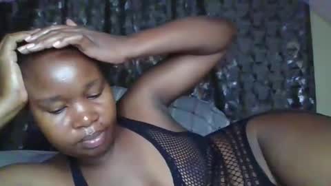 Snapshot of big_diva chatting on 01-17-26, 06:40 big_diva online show from 01-17-26, 06:40