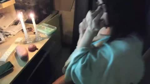 Snapshot of big_mam chatting on 01-08-25, 01:32 mom online show from 01-08-25, 01:32