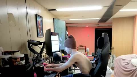 Snapshot of big_man_jonathan chatting on 01-07-26, 12:02 big_man_jonathan online show from 01-07-26, 12:02