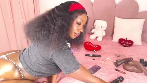 Snapshot of bigasscandy1 chatting on 06-17-26, 06:38 Candy online show from 06-17-26, 06:38
