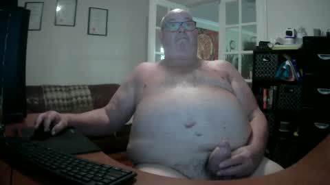 Snapshot of bigaussie5 chatting on 02-06-25, 01:49 Bigaussie online show from 02-06-25, 01:49