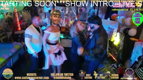 Snapshot of bigbananamilfshake chatting on 01-20-25, 04:43 Mya and Angelo online show from 01-20-25, 04:43