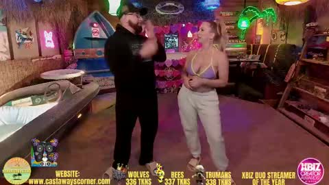 Snapshot of bigbananamilfshake chatting on 02-11-25, 04:55 Mya and Angelo online show from 02-11-25, 04:55