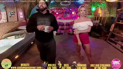 Snapshot of bigbananamilfshake chatting on 02-18-25, 03:31 Mya and Angelo online show from 02-18-25, 03:31