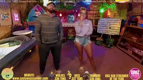 Snapshot of bigbananamilfshake chatting on 03-04-25, 04:38 Mya and Angelo online show from 03-04-25, 04:38