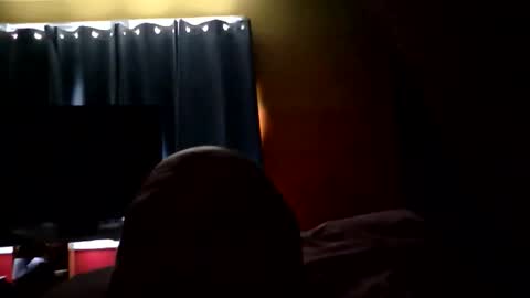 Snapshot of bigbea109490 chatting on 03-08-26, 03:05 bigbea109490 online show from 03-08-26, 03:05