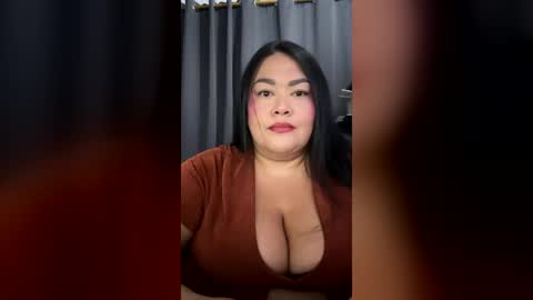 Snapshot of bigboobbws chatting on 07-18-26, 06:50 angelica online show from 07-18-26, 06:50