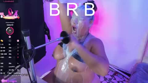 Snapshot of bigboobs_violeta chatting on 02-01-26, 07:34 VIOLETA online show from 02-01-26, 07:34