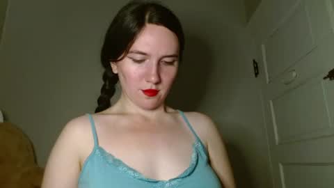 Snapshot of bigbootybunny chatting on 07-14-26, 02:49 Isabella online show from 07-14-26, 02:49