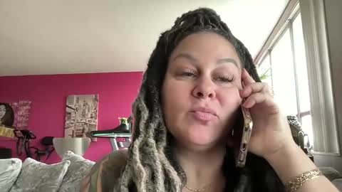 Snapshot of bigbreastsabrina chatting on 05-15-26, 02:57 BIG BREAST SABRINA online show from 05-15-26, 02:57