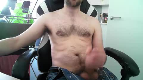 Big Brit online show from 02-02-25, 02:13