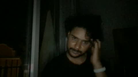 Snapshot of bigbrown_boy chatting on 05-11-26, 08:06 bigbrown_boy online show from 05-11-26, 08:06