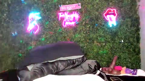 bigbuttsarena online show from 03-04-26, 09:15