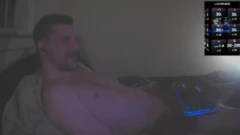 Jon - Im Straight online show from 04-06-26, 05:19