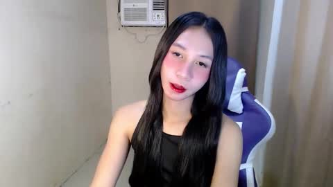 Snapshot of bigcock_luna chatting on 04-29-26, 08:51 Joyce online show from 04-29-26, 08:51