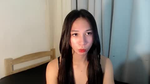 Snapshot of bigcock_luna chatting on 05-18-26, 01:17 Joyce online show from 05-18-26, 01:17
