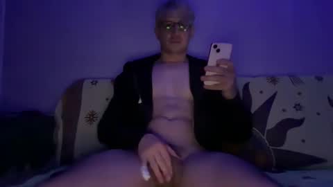 Dream boy online show from 01-12-25, 12:39