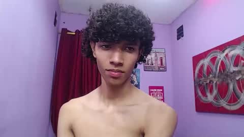 Snapshot of bigcock_sexys chatting on 02-25-26, 05:50 bigcock_sexys online show from 02-25-26, 05:50