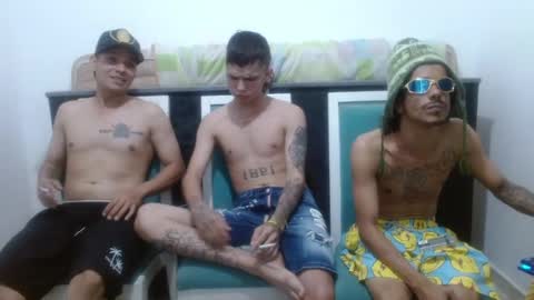 Snapshot of bigcock_white_boy chatting on 02-10-25, 11:55 bigcock_white_boy online show from 02-10-25, 11:55