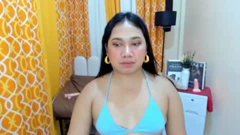 Snapshot of bigcocklexie chatting on 06-14-26, 05:15 BABY LEXIE online show from 06-14-26, 05:15