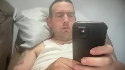 Snapshot of bigcocksuckingslut chatting on 01-04-25, 06:30 bigcocksuckingslut online show from 01-04-25, 06:30