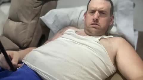 Snapshot of bigcocksuckingslut chatting on 01-06-25, 02:26 bigcocksuckingslut online show from 01-06-25, 02:26