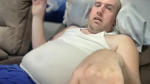 Snapshot of bigcocksuckingslut chatting on 01-26-25, 08:02 bigcocksuckingslut online show from 01-26-25, 08:02