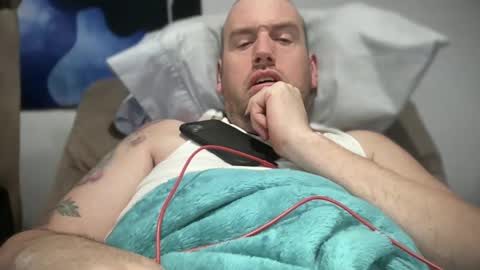 Snapshot of bigcocksuckingslut chatting on 01-31-25, 02:04 bigcocksuckingslut online show from 01-31-25, 02:04