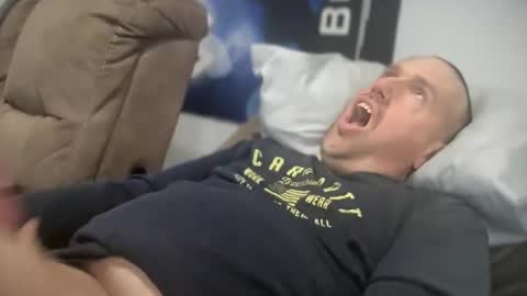 Snapshot of bigcocksuckingslut chatting on 02-01-25, 07:02 bigcocksuckingslut online show from 02-01-25, 07:02