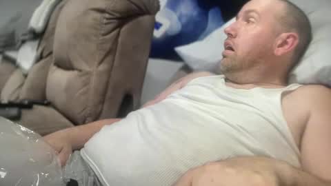 Snapshot of bigcocksuckingslut chatting on 02-02-25, 12:40 bigcocksuckingslut online show from 02-02-25, 12:40